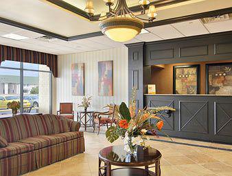 Ramada Fairview Heights Interior foto